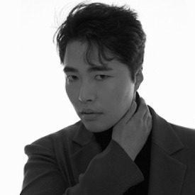 윤지욱