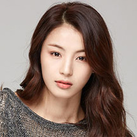 최유라