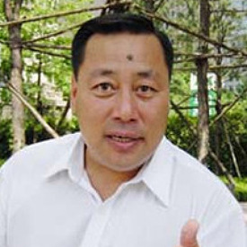 정동남
