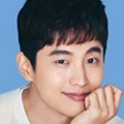 최웅