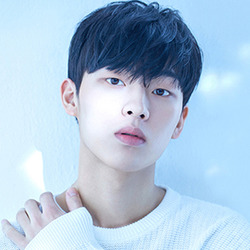 최현욱