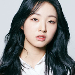 김진영