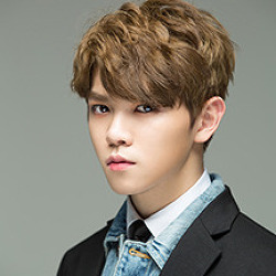 윤홍현