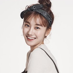 정민아