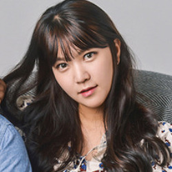 김은교
