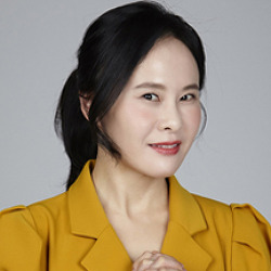김은희