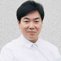 김일우