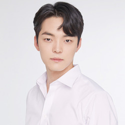 김도현