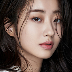 박경리