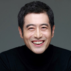 이윤건