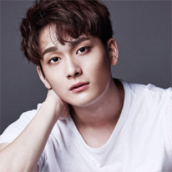 조윤우