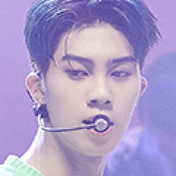 윤혁