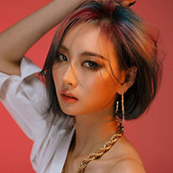 시은