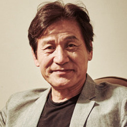 안성기