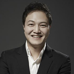 정웅인
