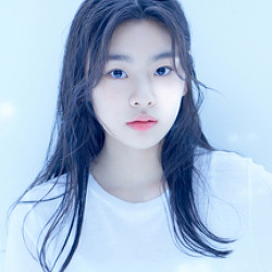 김수안