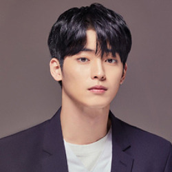 신준섭
