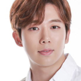 훈