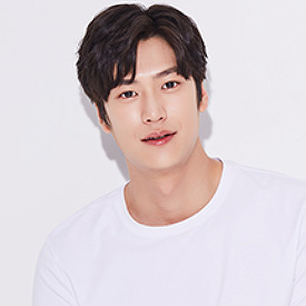 나인우